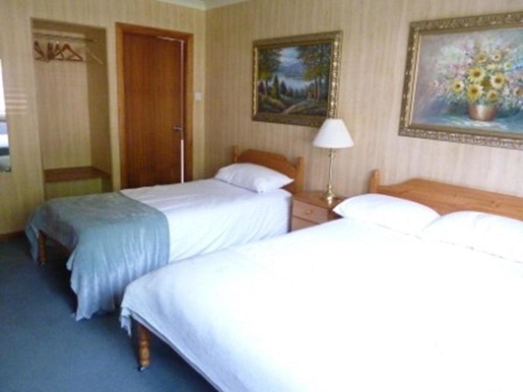 ダンケルド テイバーン ハウス Bed & Breakfast 部屋 写真